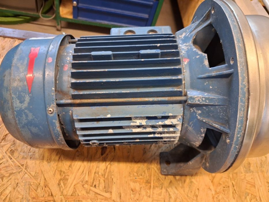 Pompa odśrodkowa nierdzewna – monoblok 3×400 V