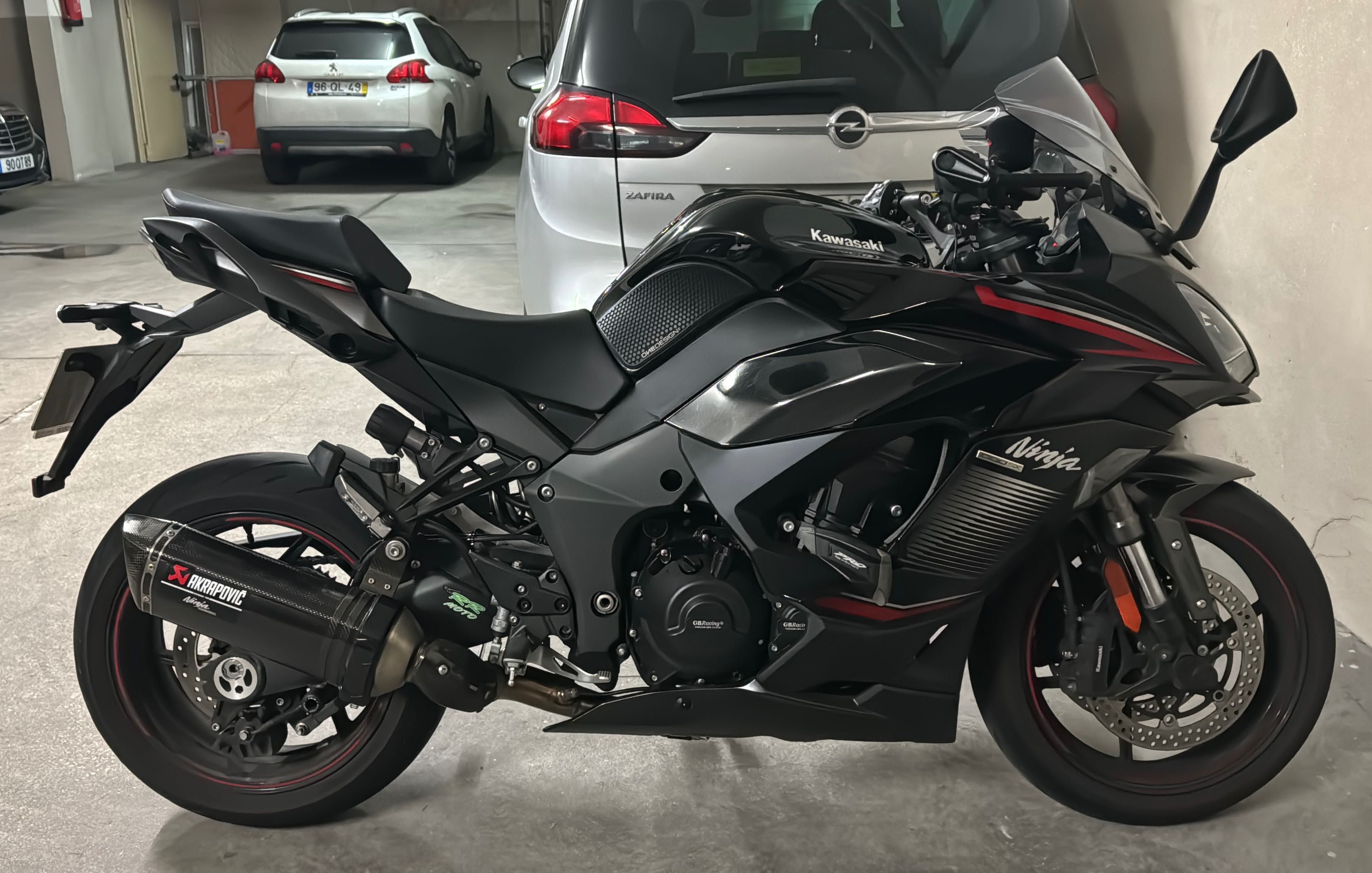 Kawasaki Ninja 1000 SX (Versão Performance Tourer) 2023