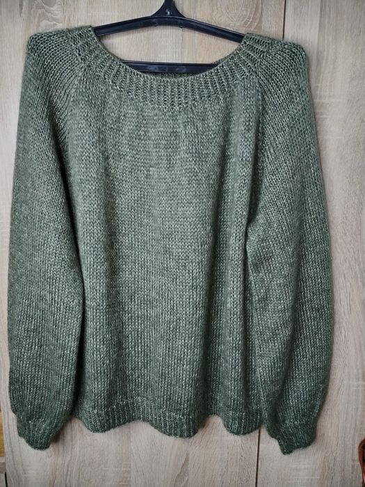 Вязаний жіночий Светр оверсайз