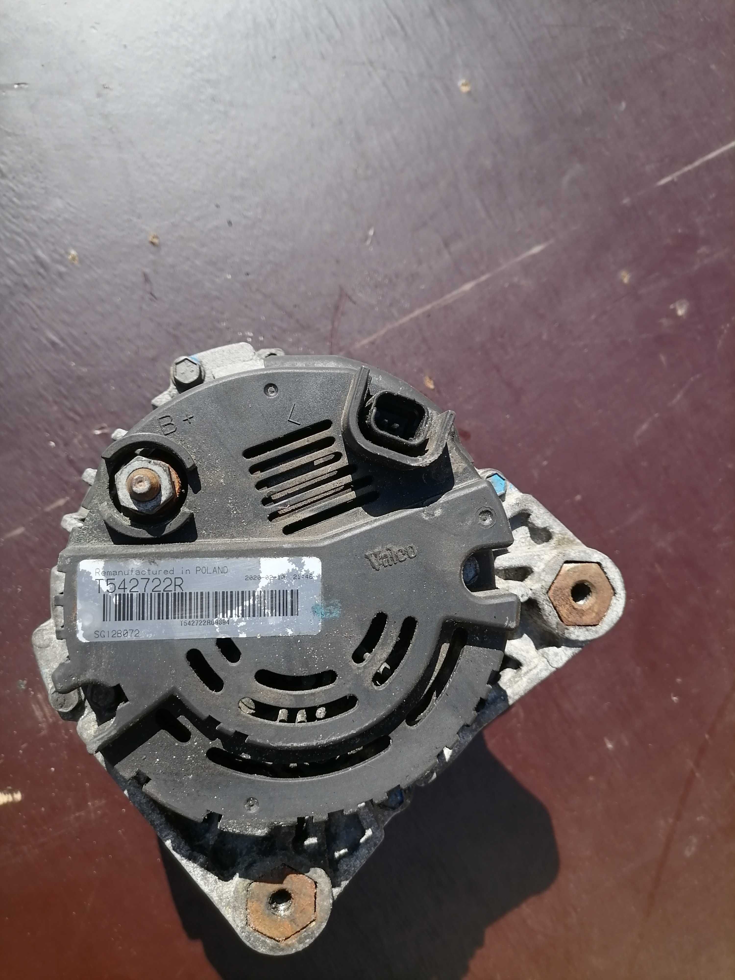 Alternator Trafic Vivaro Primastar 2,5 dci