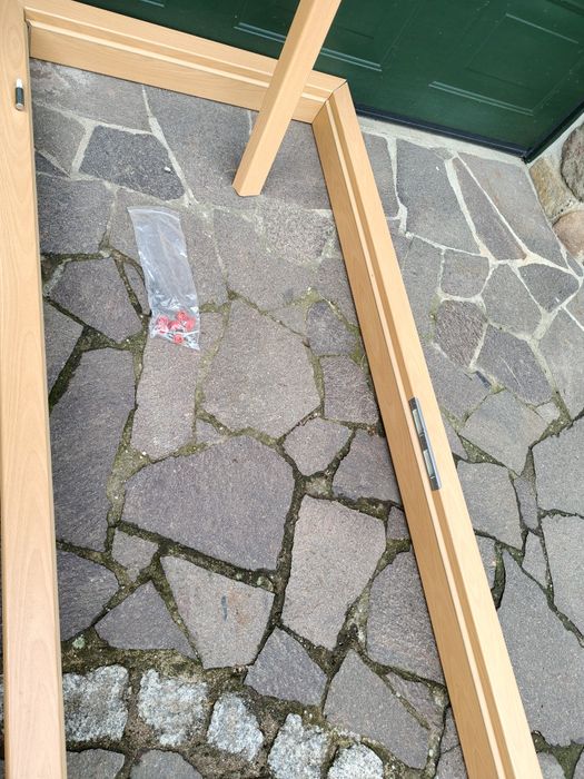 Ościeżnica/futryna 70 lewa regulowana Buk