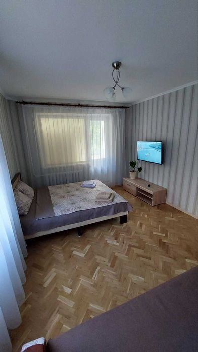 Оренда 2-х кімнатної квартири вул. Манастирського