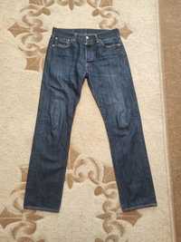 Джинсы Levi's 501