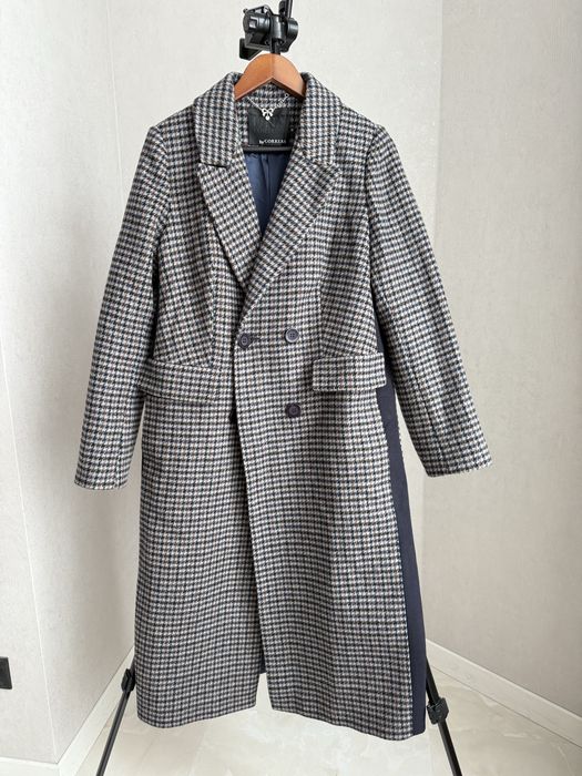 Пальто гусяча лапка з синіми вставками по боках