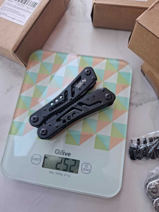 Новий мультитул функціональний Sanke Rescue 24 в 1 (чорний з бітами)