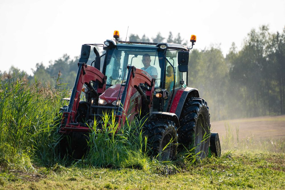 Wynajem mulczera Usługa mulczowania kosiarka bijakowa TALEX 2,8 m