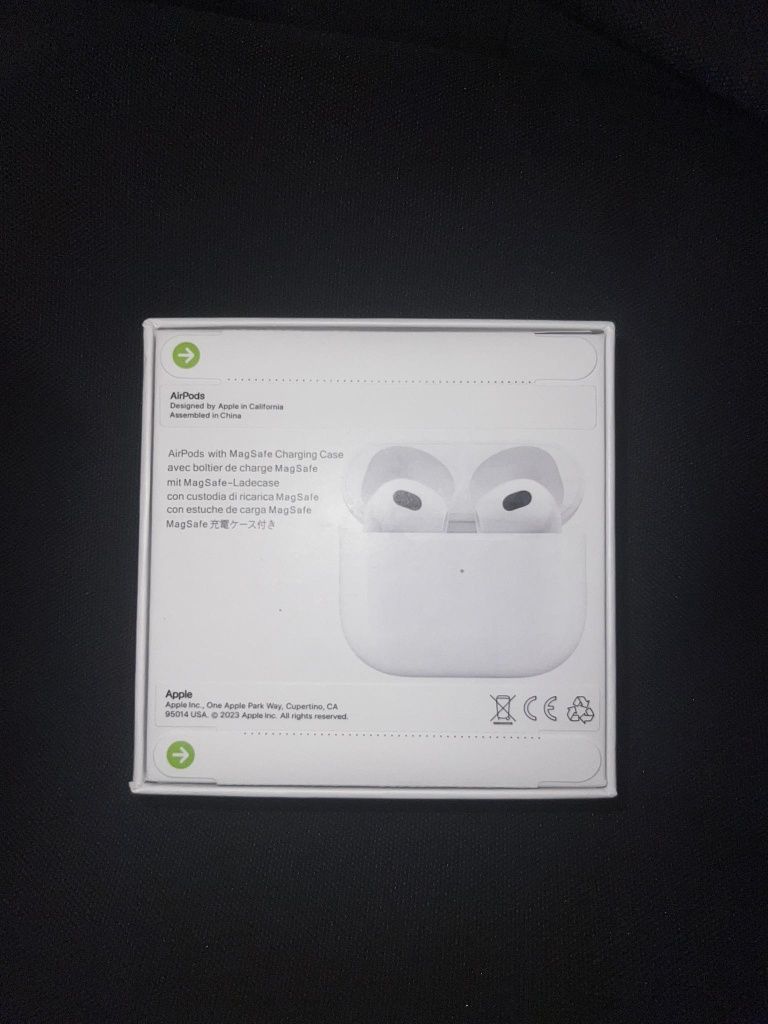 Apple AirPods 3 Generacja