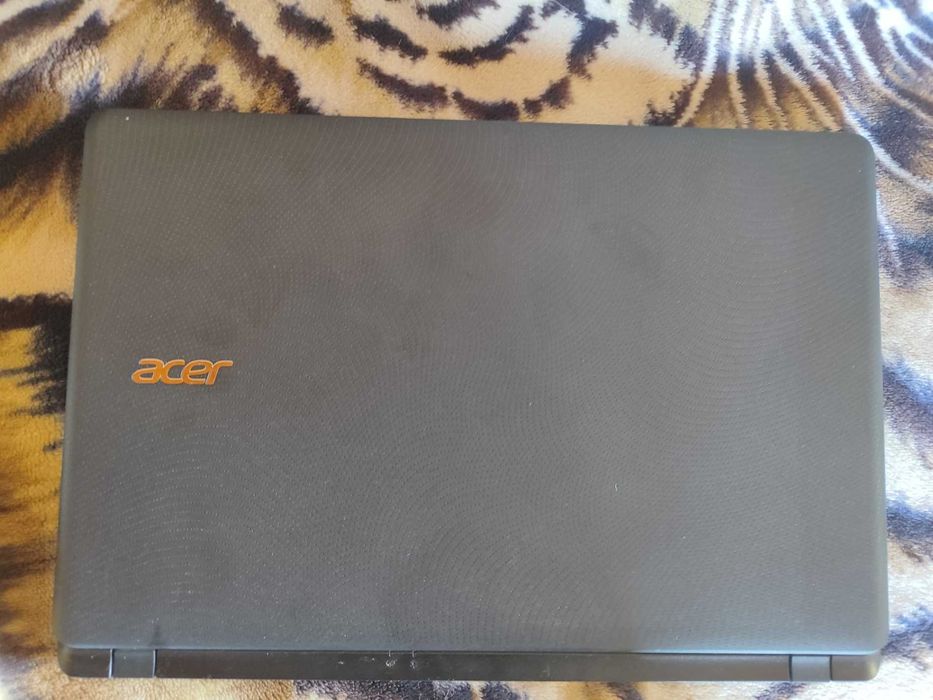 Ноутбук Acer Aspire ES1-533 — для навчання, фільмів та інтернету