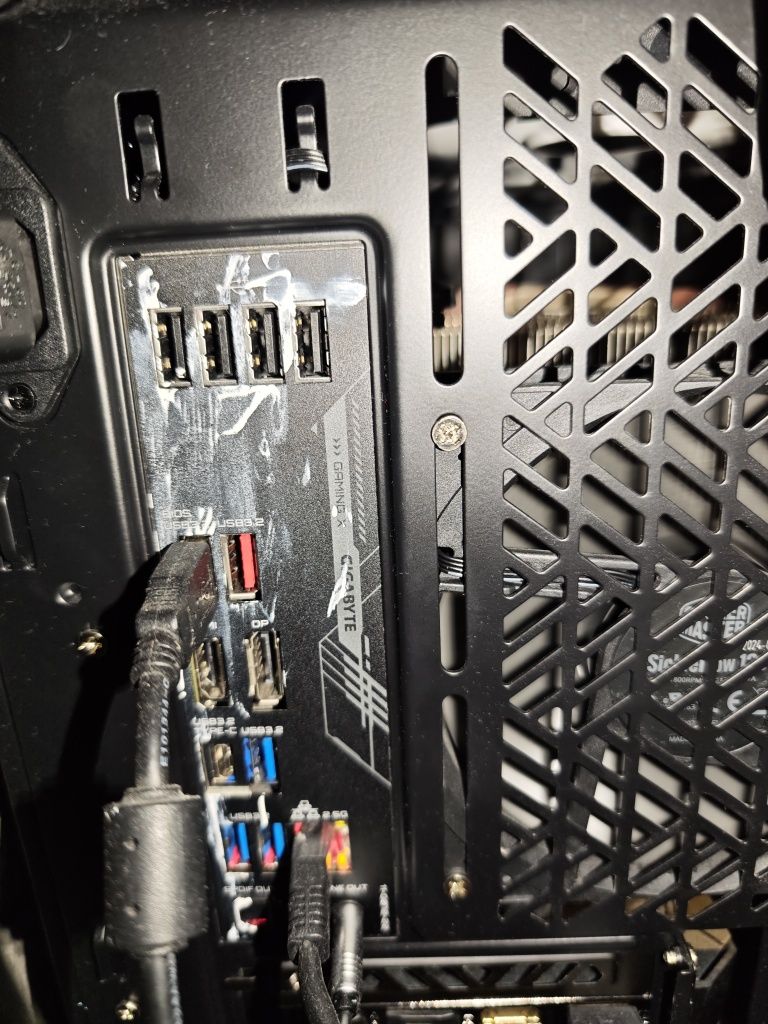 Intel core i5 12600k + Gigabyte Z690 GAMING X DDR4 + 4x8gb ddr4 3000