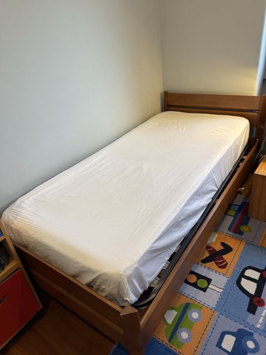 Cama solteiro Interfoma com colchão