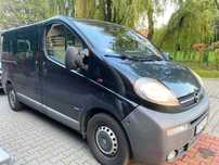 Wynajem bus 9 osób  Opel Vivaro hak