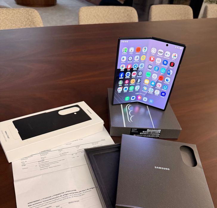 Samsung Galaxy Z Fold7 5G 12GB/256GB Dual Sim Preto Jet-black