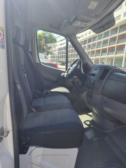 Crafter 2015 com air conditioning