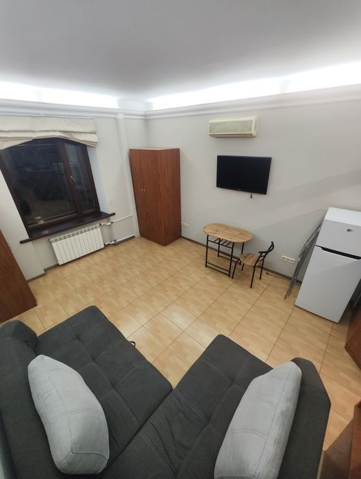 Срочно‼️Реальная‼️Центр! Продам 1 к.кв. студия  м.Университет