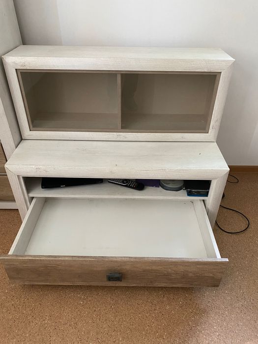 Тумба під телевізор,Вітрина навісна Коен 2