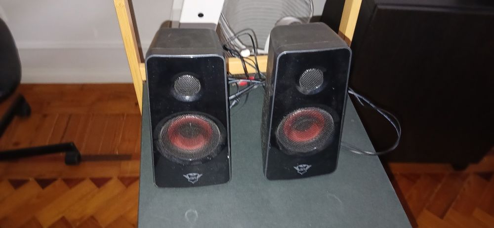 Kit colunas e subwoofer Trust