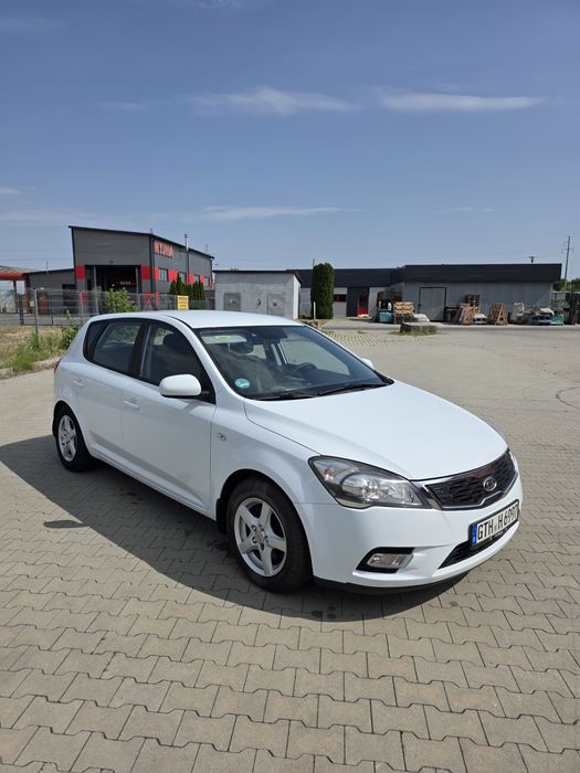 Kia cee'd 1.4 benzyna 109KM, klima, elektryka, koła x2, serwis, Niemcy