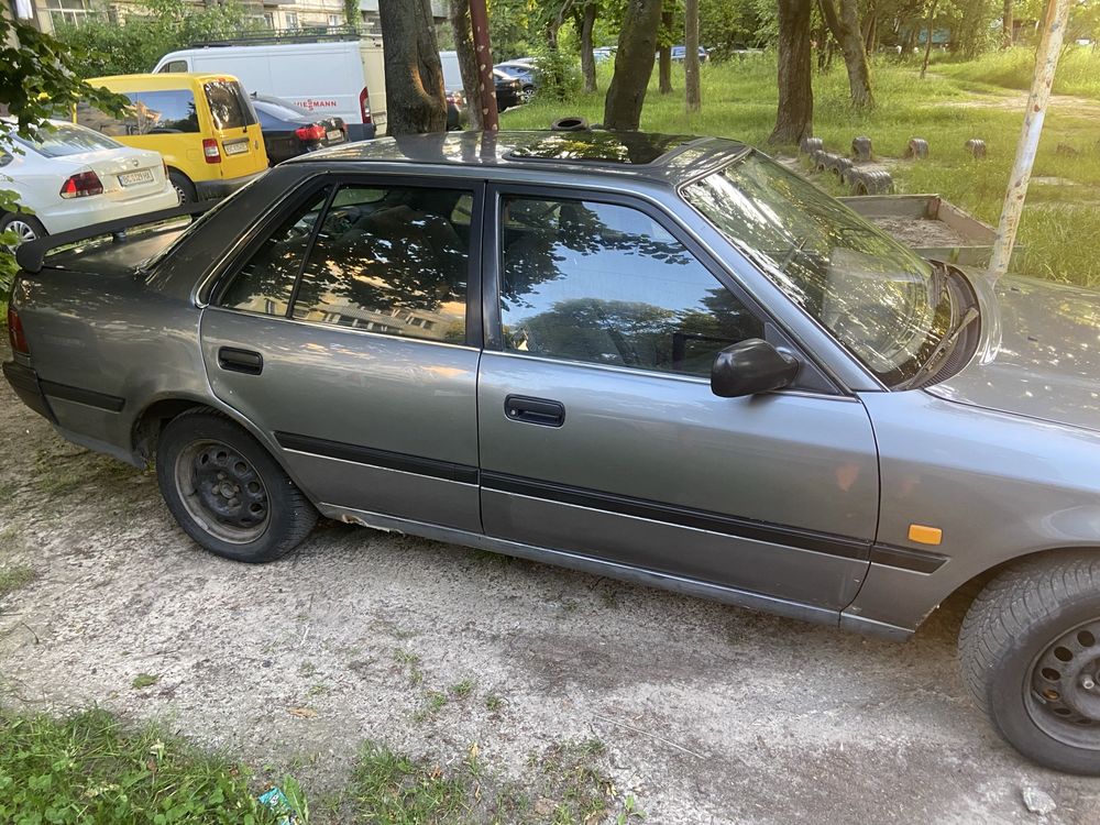 Toyota carina 2 xl