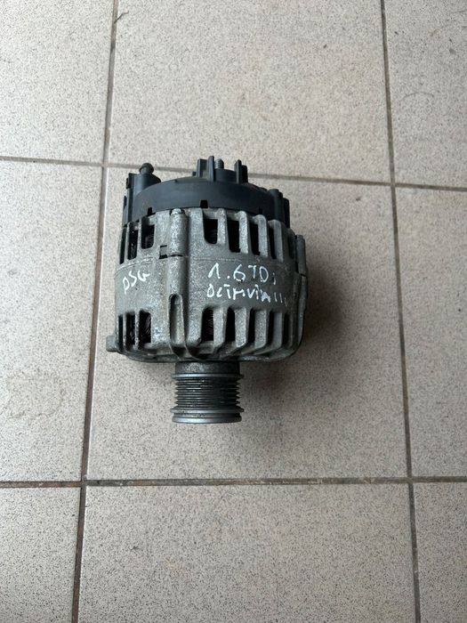 Alternator 1.6 1.9 tdi 04L903021D Skoda Octavia II III Seat Leon II III Volkswagen Golf VI VI Audi A3 8P 8V