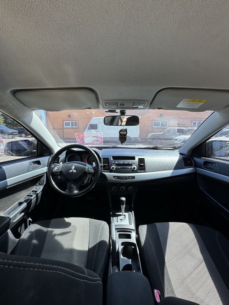 Mitsubishi Lancer X газ