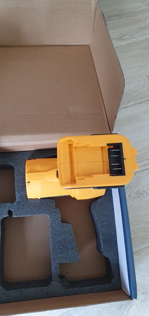 Dmuchawa do baterii dewalt