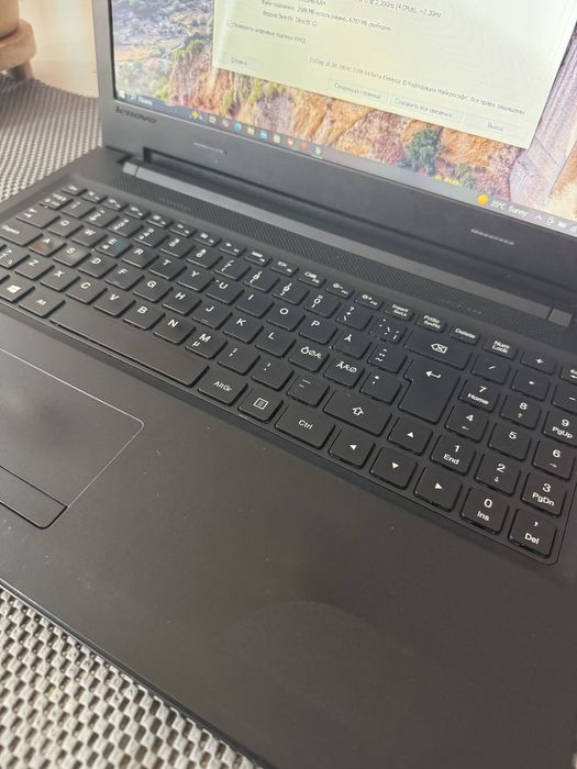 Ноутбук Lenovo 80QQ i5