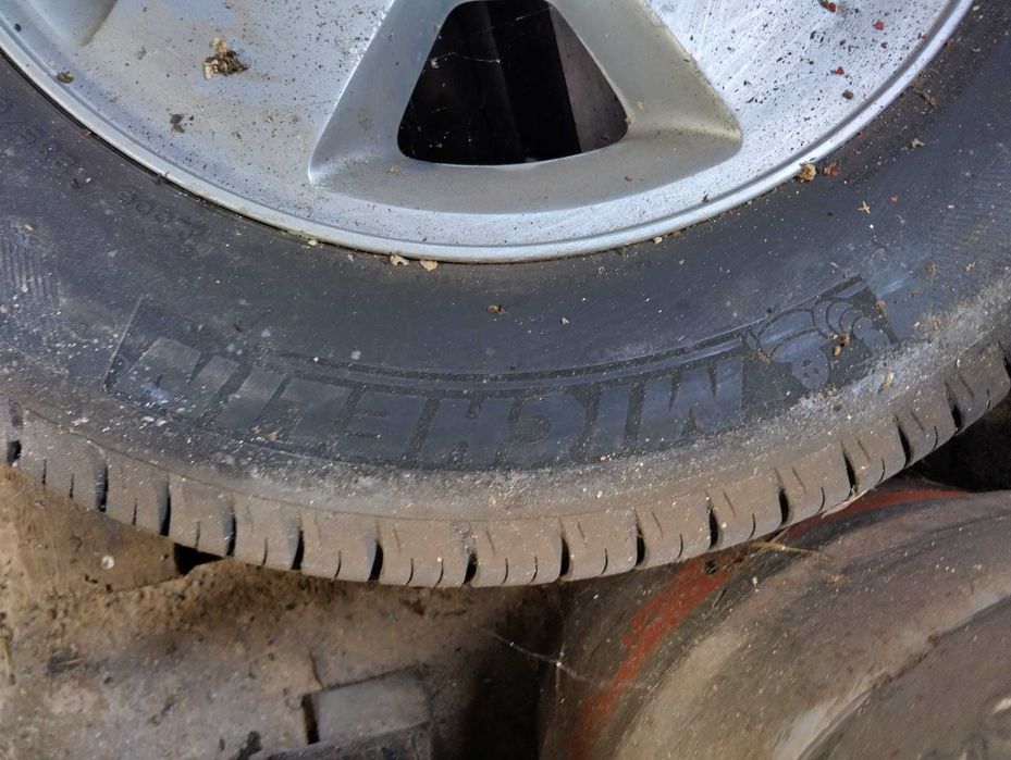 5 jantes com pneus 235/75R17 Jeep WJ/WG