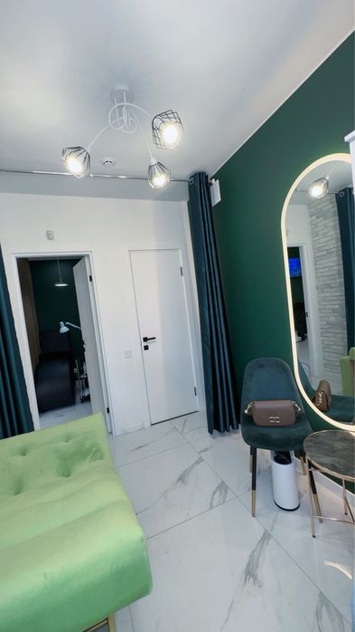 Аренда для майстрів кушетки кабінети центр