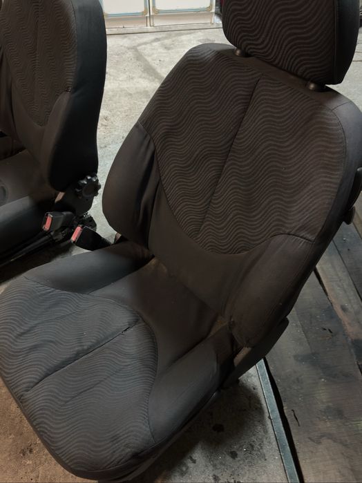 Bancos rover 25 com pouco uso