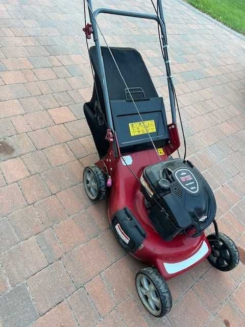 Kosiarka do trawy z napędem silnik Briggs&Stratton