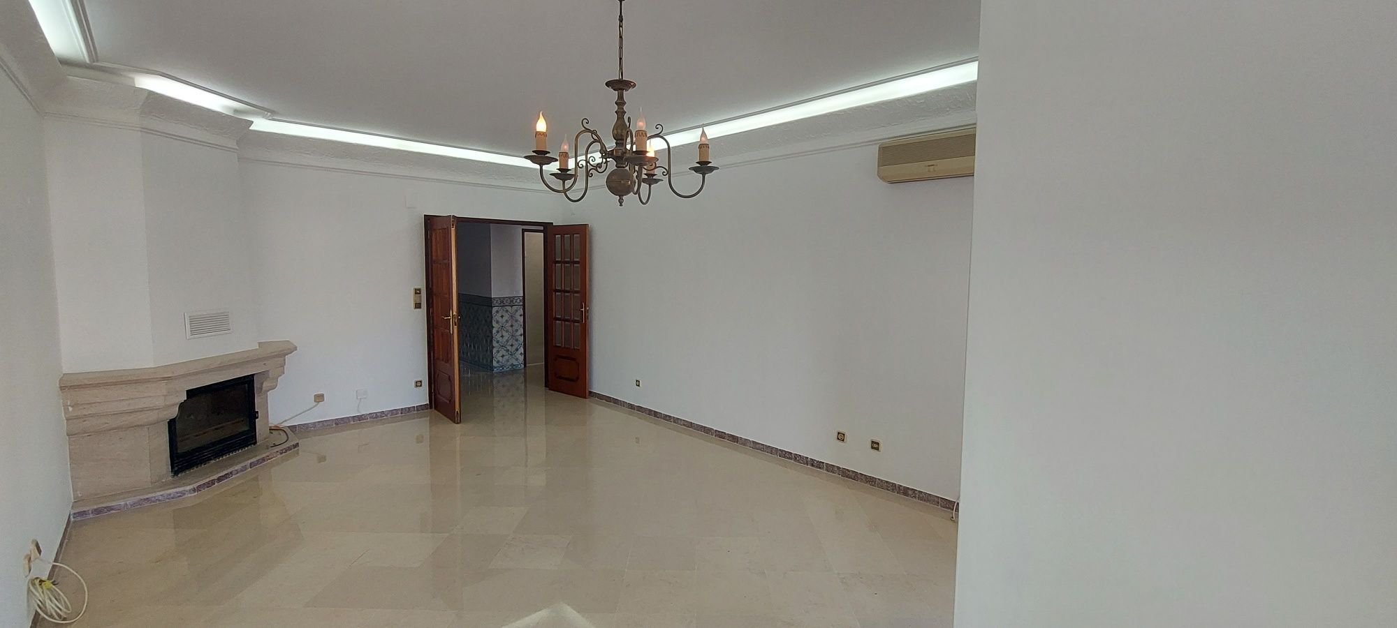APARTAMENTO T3  centro Alcobaça