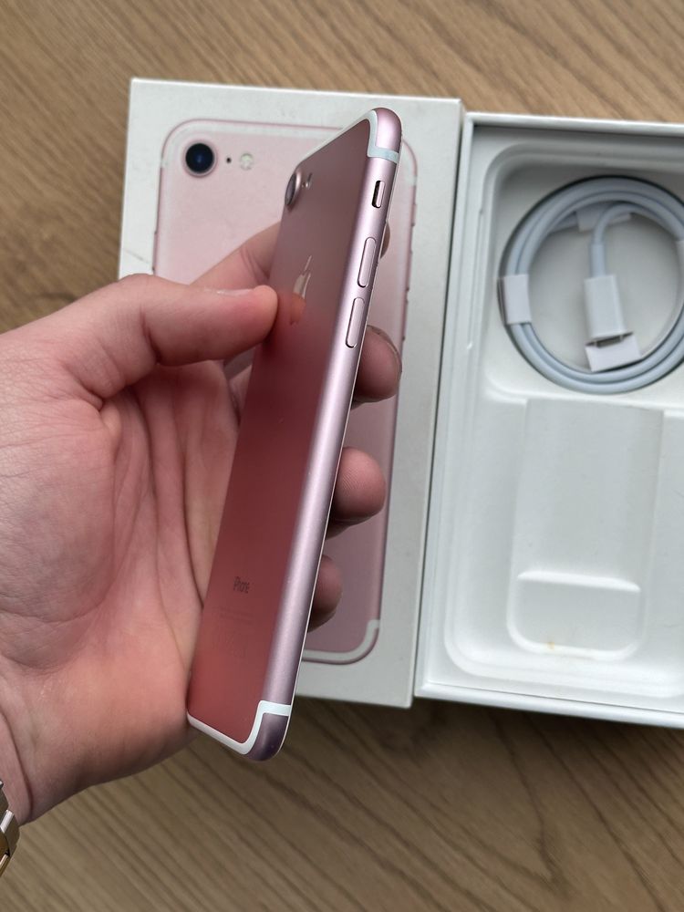 IPhone 7 32gb Neverlock. Батарея 100%