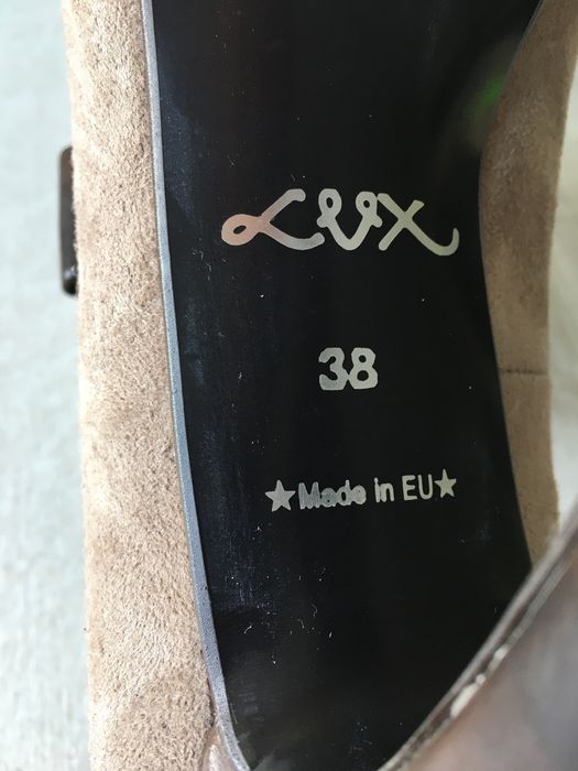 Sprzedam buty rozmiar 38 na platformie bardzo wygodne polecam