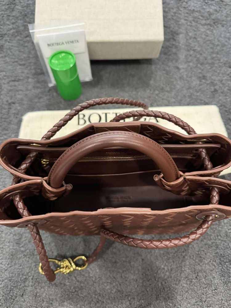 Mala Bottega Veneta Andiamo Sapele