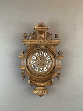 Антикварний настінний годинник