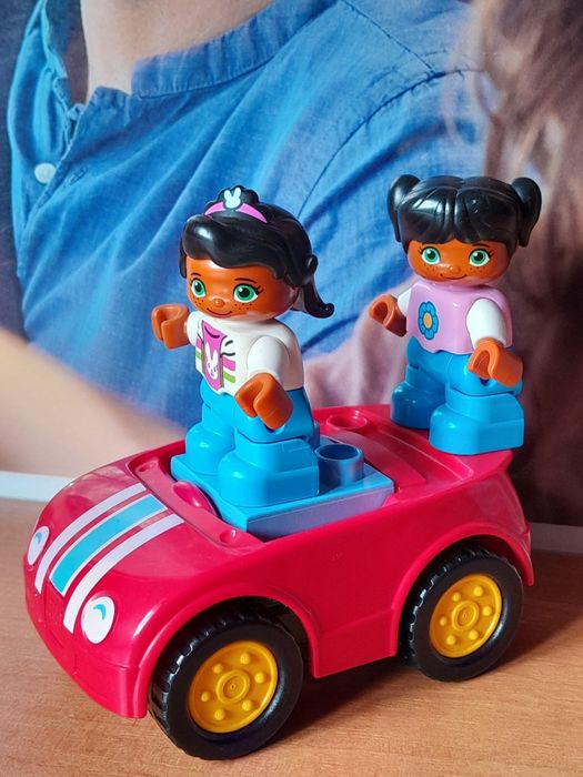 Lego Duplo Семейный дом Автомобиль и две фигурки