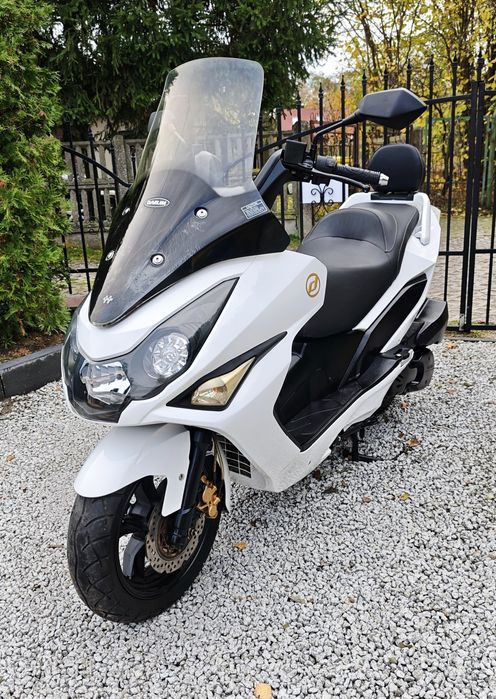 Skuter Daelim S300 11 tys.km 2016r. Keyless! Wtrysk LED Biała perła!