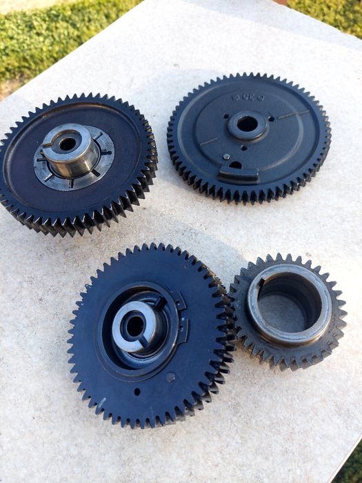 Шестерні Грм,Рено мастер ,Опель мовано  ,трафік, 2.5
