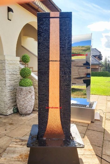 Fontanna kamienna "Wieża Eiffla" 180cm na taras fontanna do ogrodu