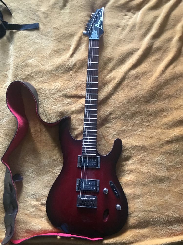 Gitara Ibanez S521