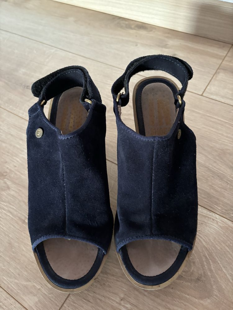 Sandalias salto alto azul N 36