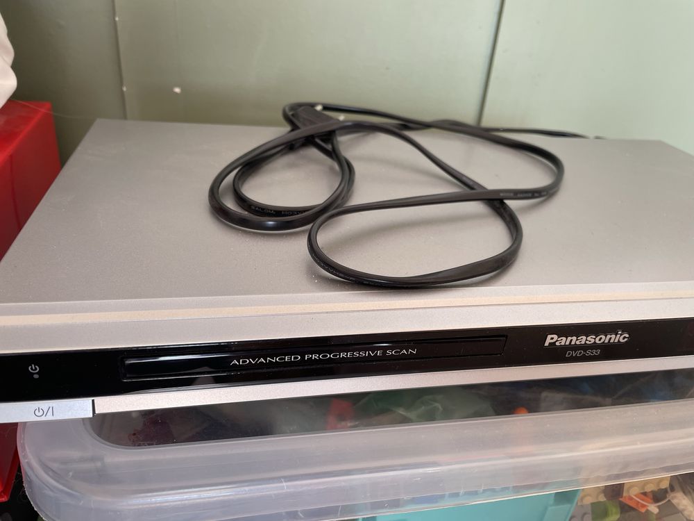 DVD Panasonic S33