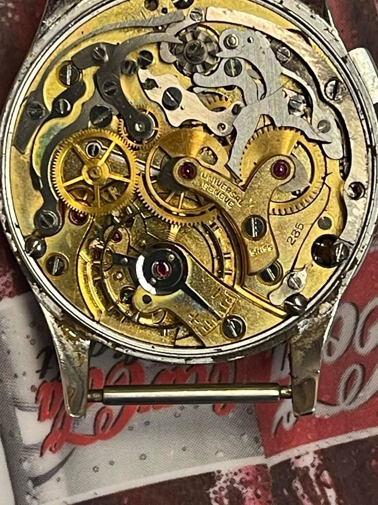 Zegarek Universal Geneve 285. Chronometer do Naprawy