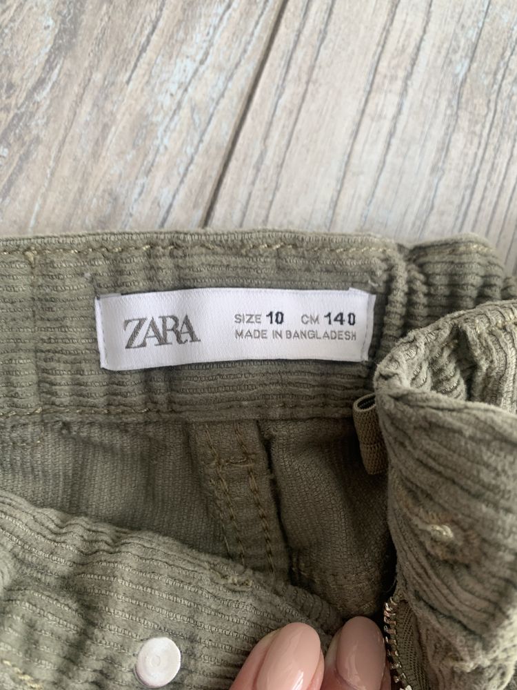 Spodnie sztruksy Zara rozm.140