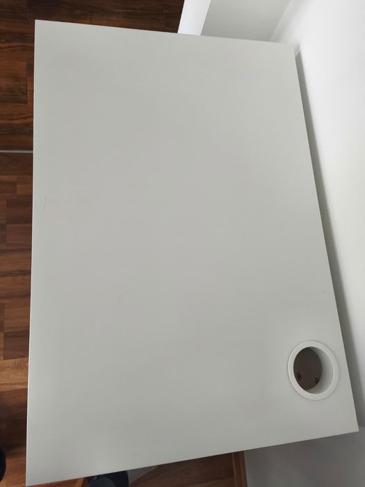 Biurko Ikea + krzesło obrotowe. Micke i Loberget/sibben Białe