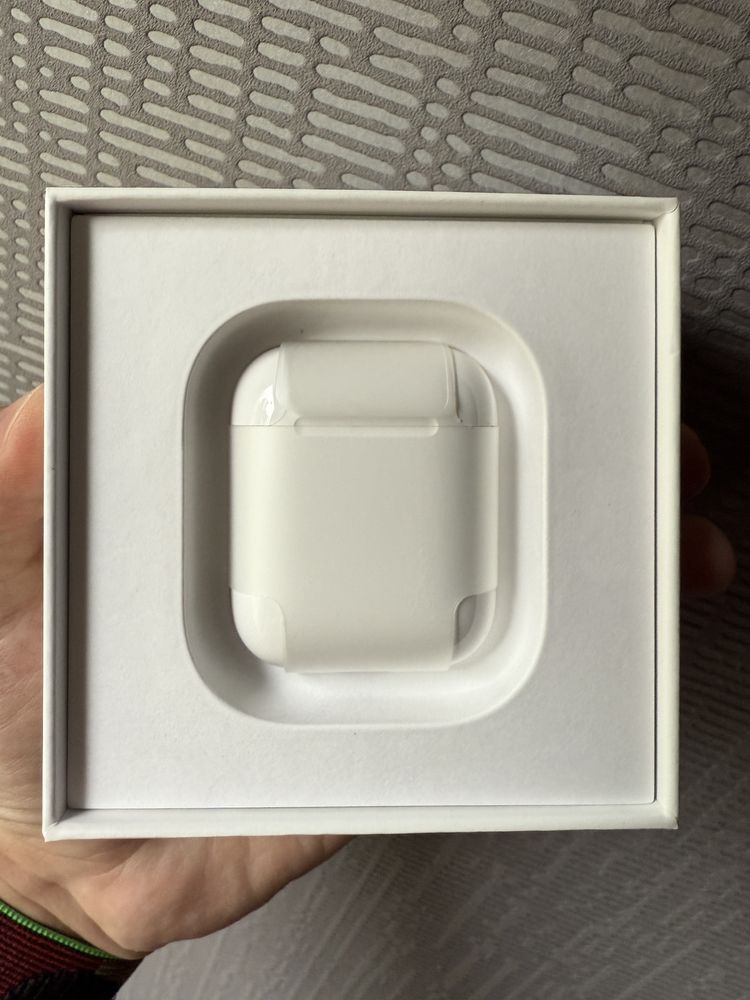 MV7N2AM/A AirPods 2 Model A2032 A2031 A1602 Нові оригінальні навушники