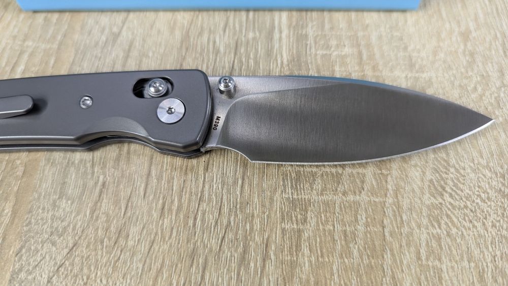 Ніж складний Miguron Vakor m390