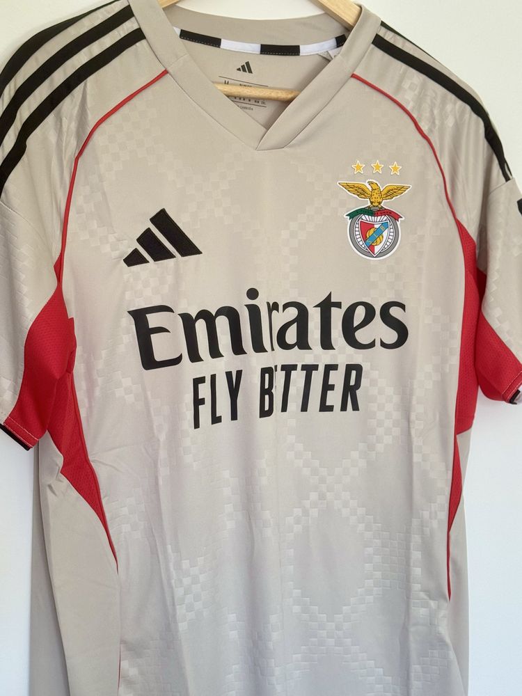 Camisola alternativa bege Benfica 25/26