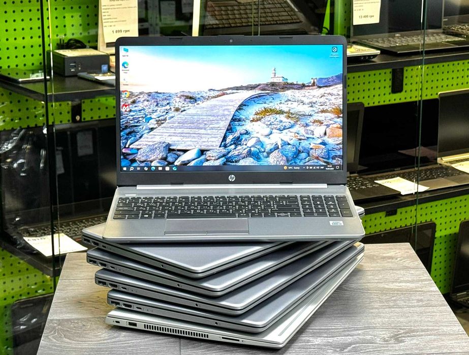 Відмінний стан / ноутбук HP / 15 дюймів / Core i5-1035G1 / 16 RAM