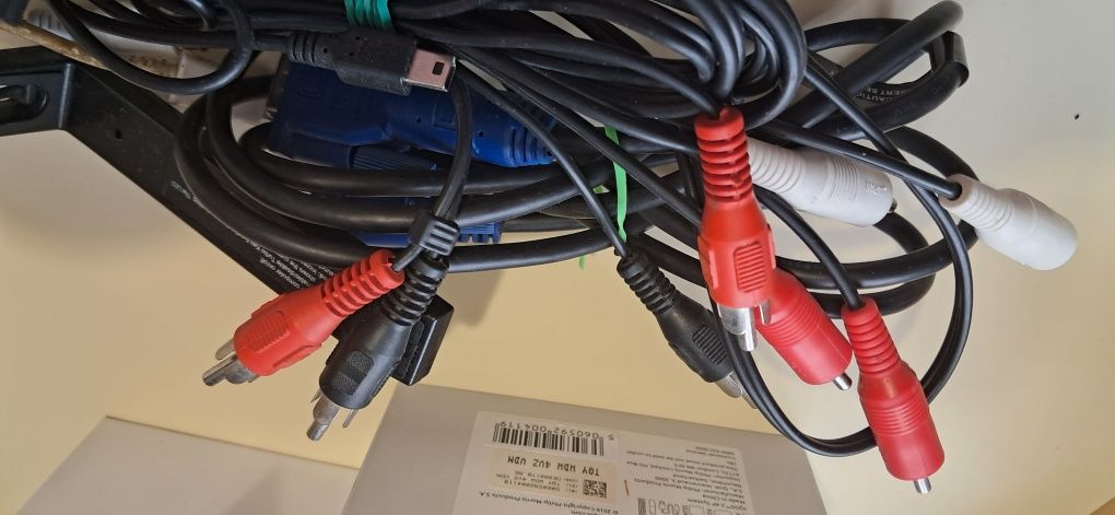 Шнури HDMI, зарядки
